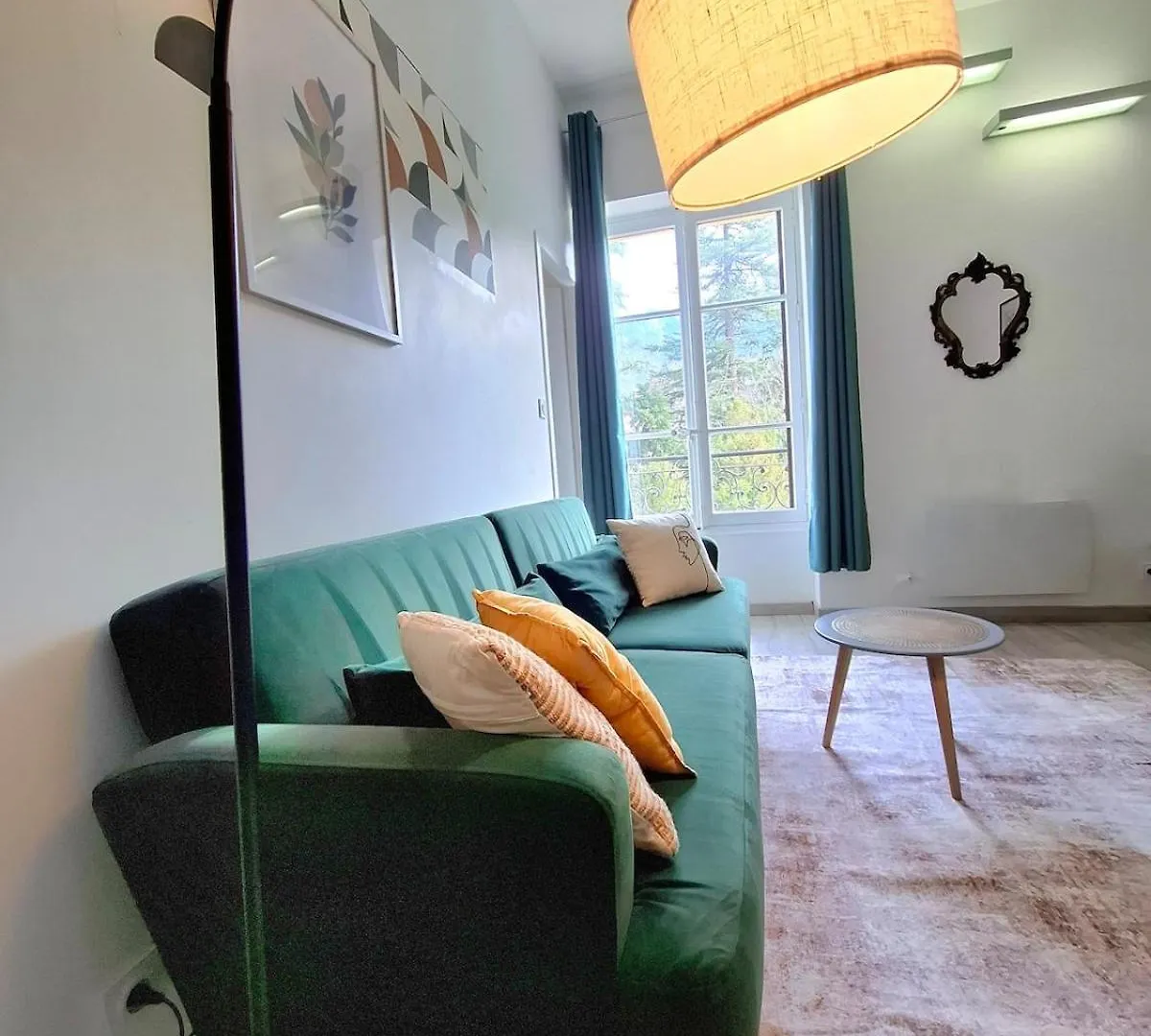 Apartment Appartement Palace Bernascon Aix-les-Bains France