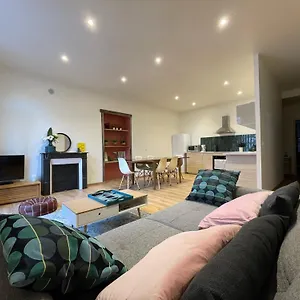 Appartement Moderne Place Du Marche, Aix-les-Bains
